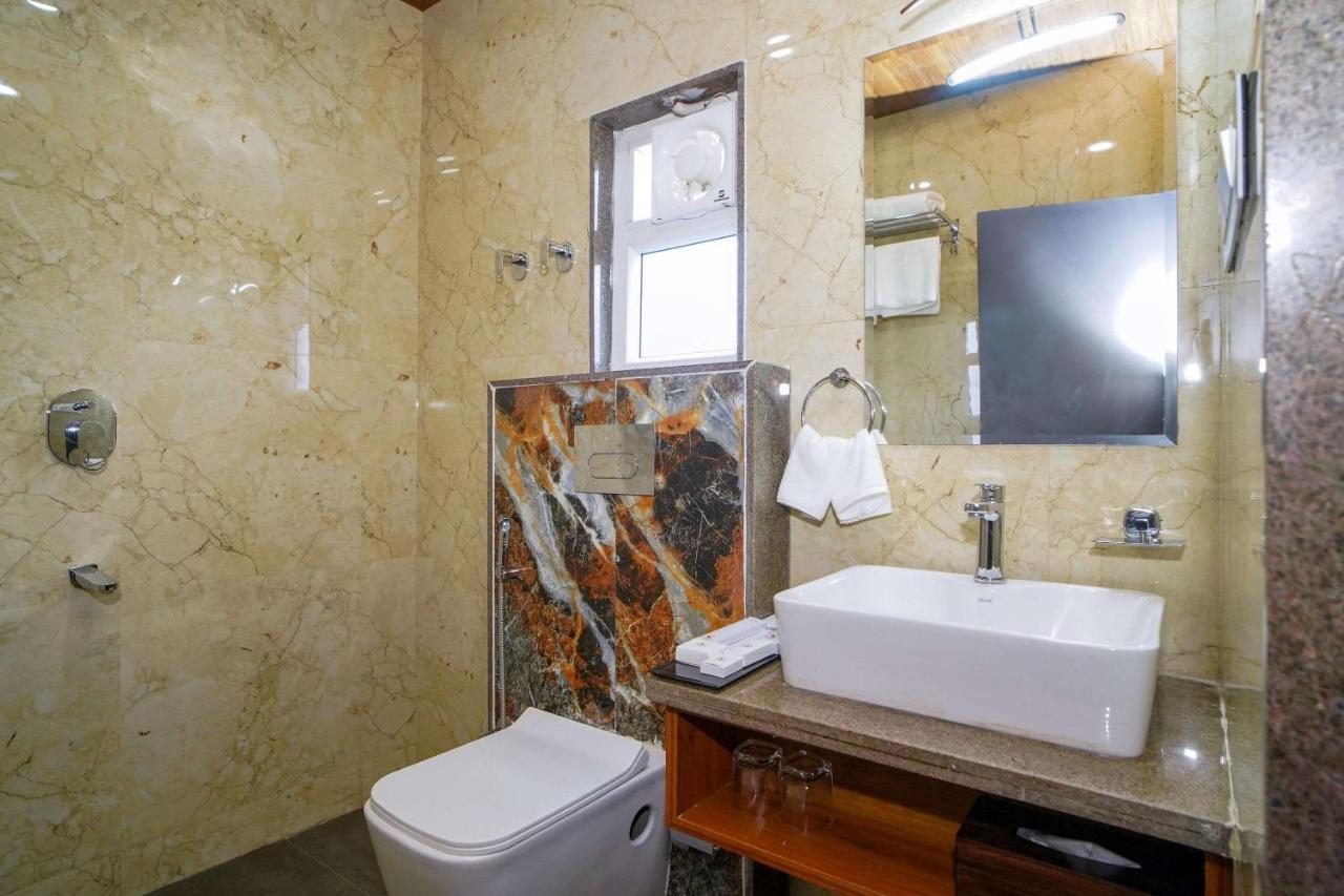 Comfort Inn Udaipur Ngoại thất bức ảnh